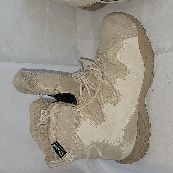 Women's Thinsulate Winter Boots - Picture 3 of 6